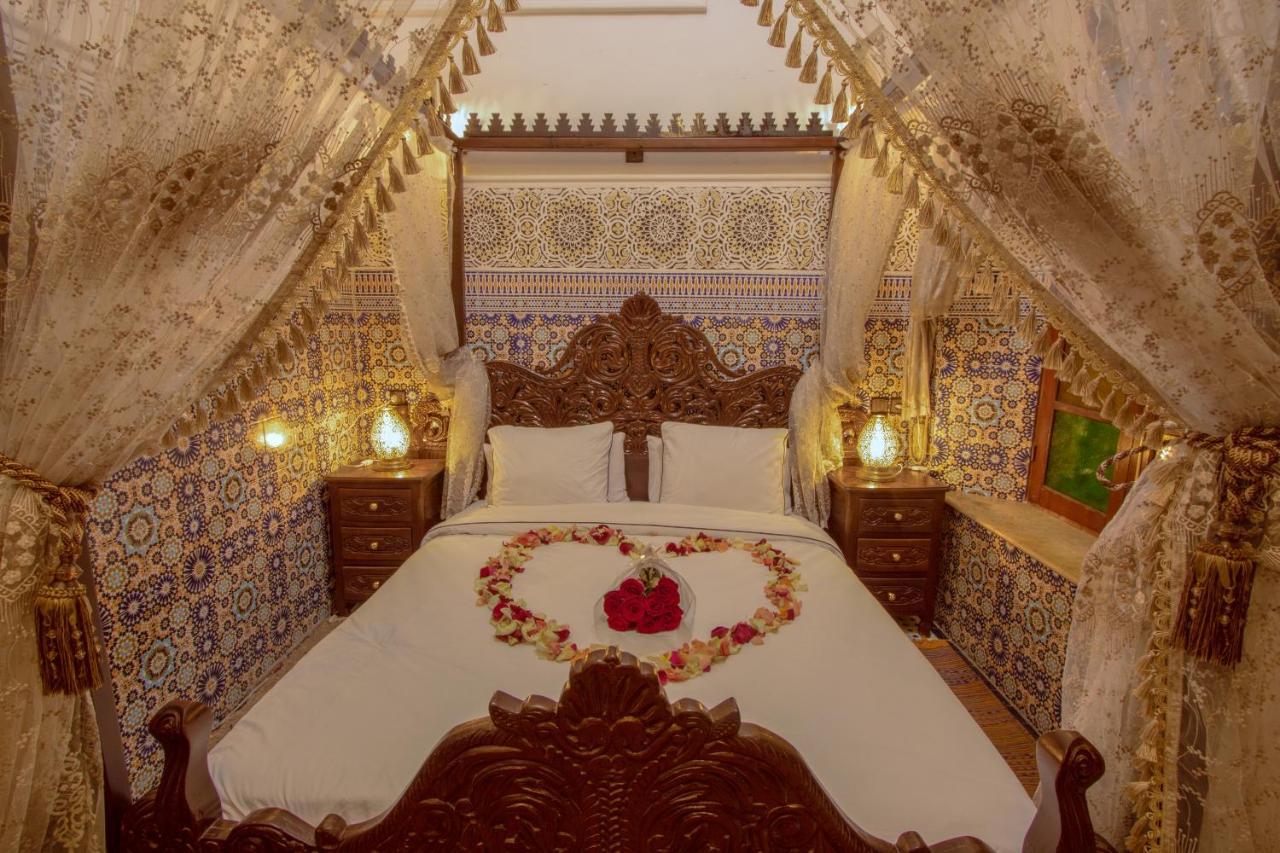 Riad Fes Madaw Bagian luar foto
