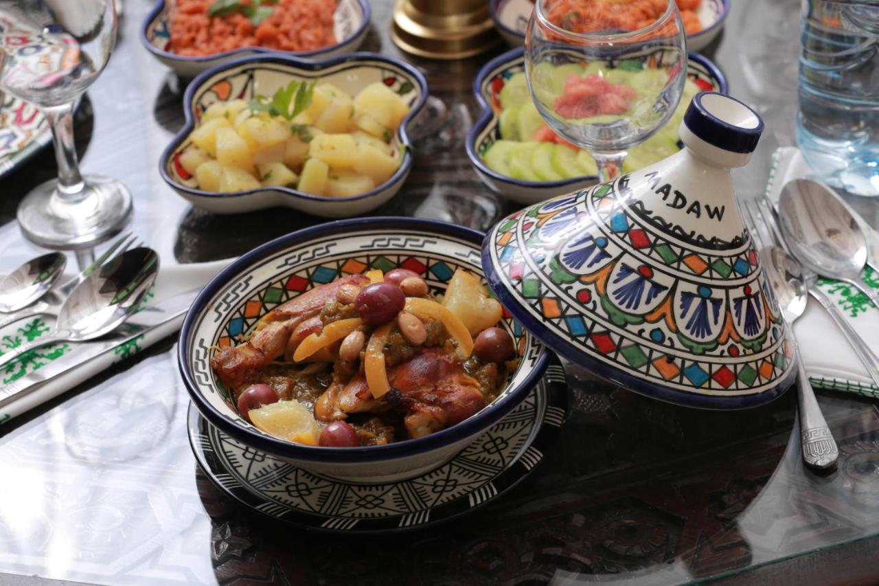Riad Fes Madaw Bagian luar foto