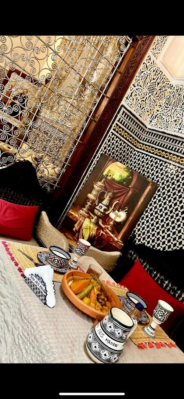 Riad Fes Madaw Bagian luar foto