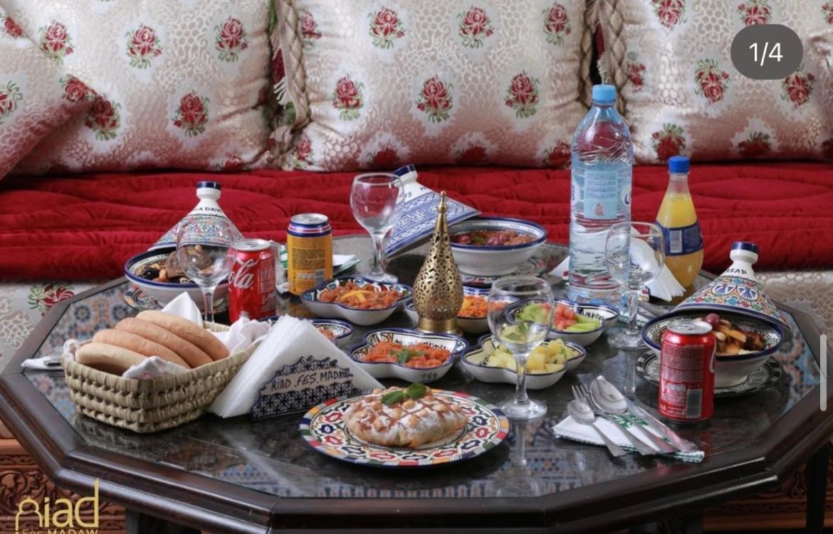 Riad Fes Madaw Bagian luar foto