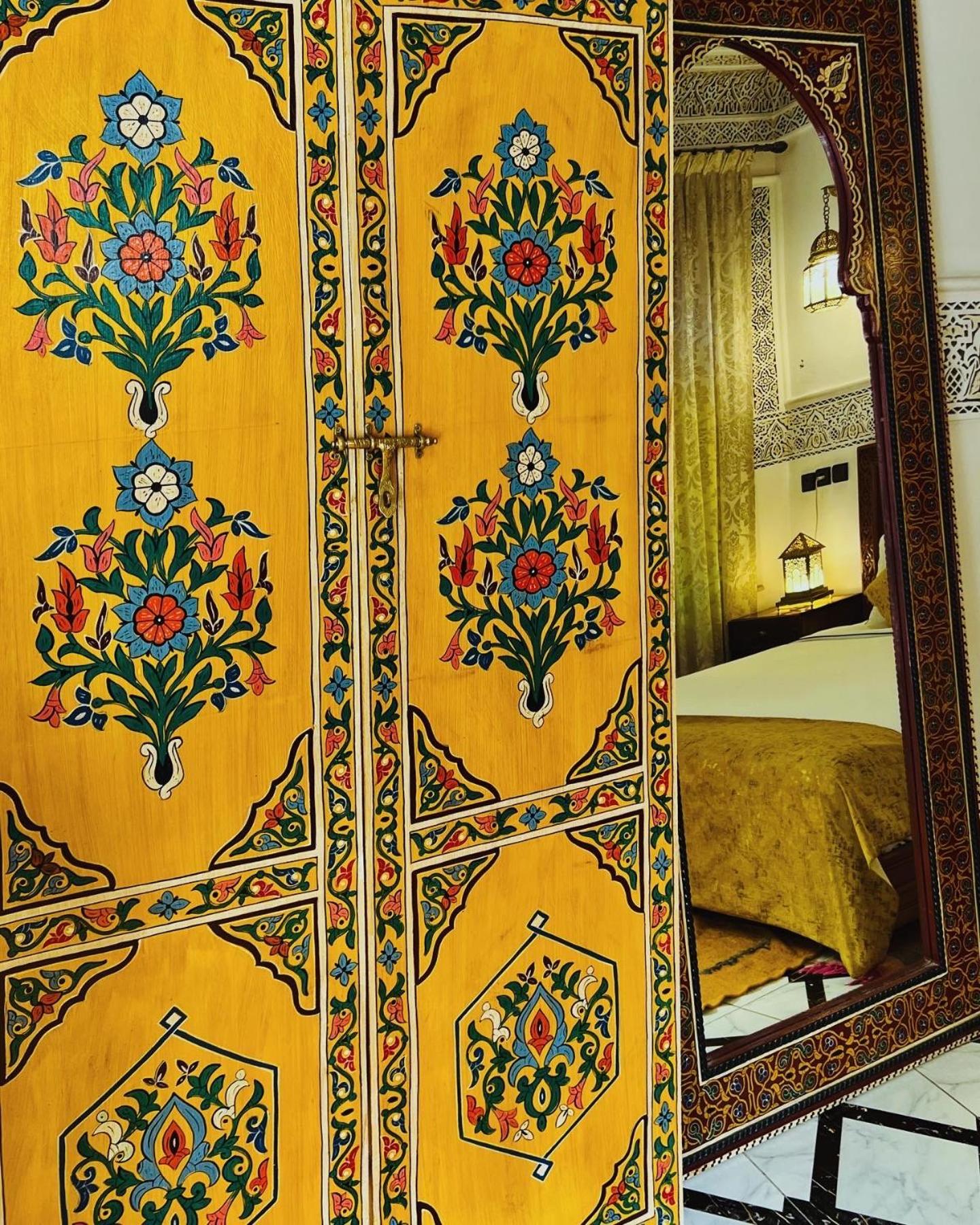Riad Fes Madaw Bagian luar foto