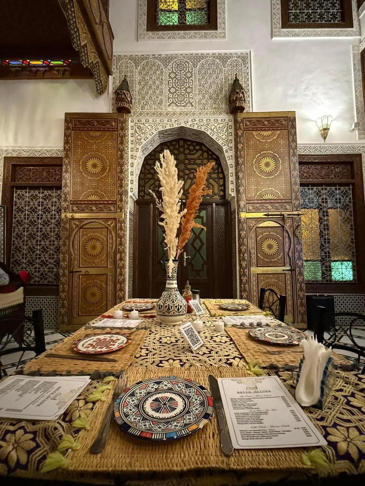 Riad Fes Madaw Bagian luar foto